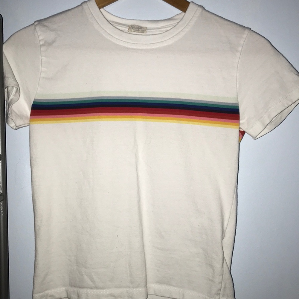 Brandy Melville rainbow shirt💙